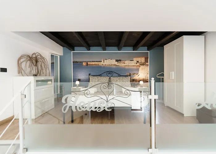 House Aury